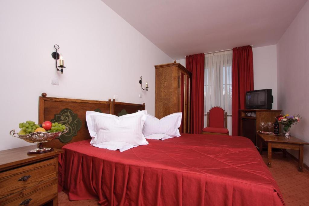 Hotel Castel Dracula Piatra Fantanele Rum bild